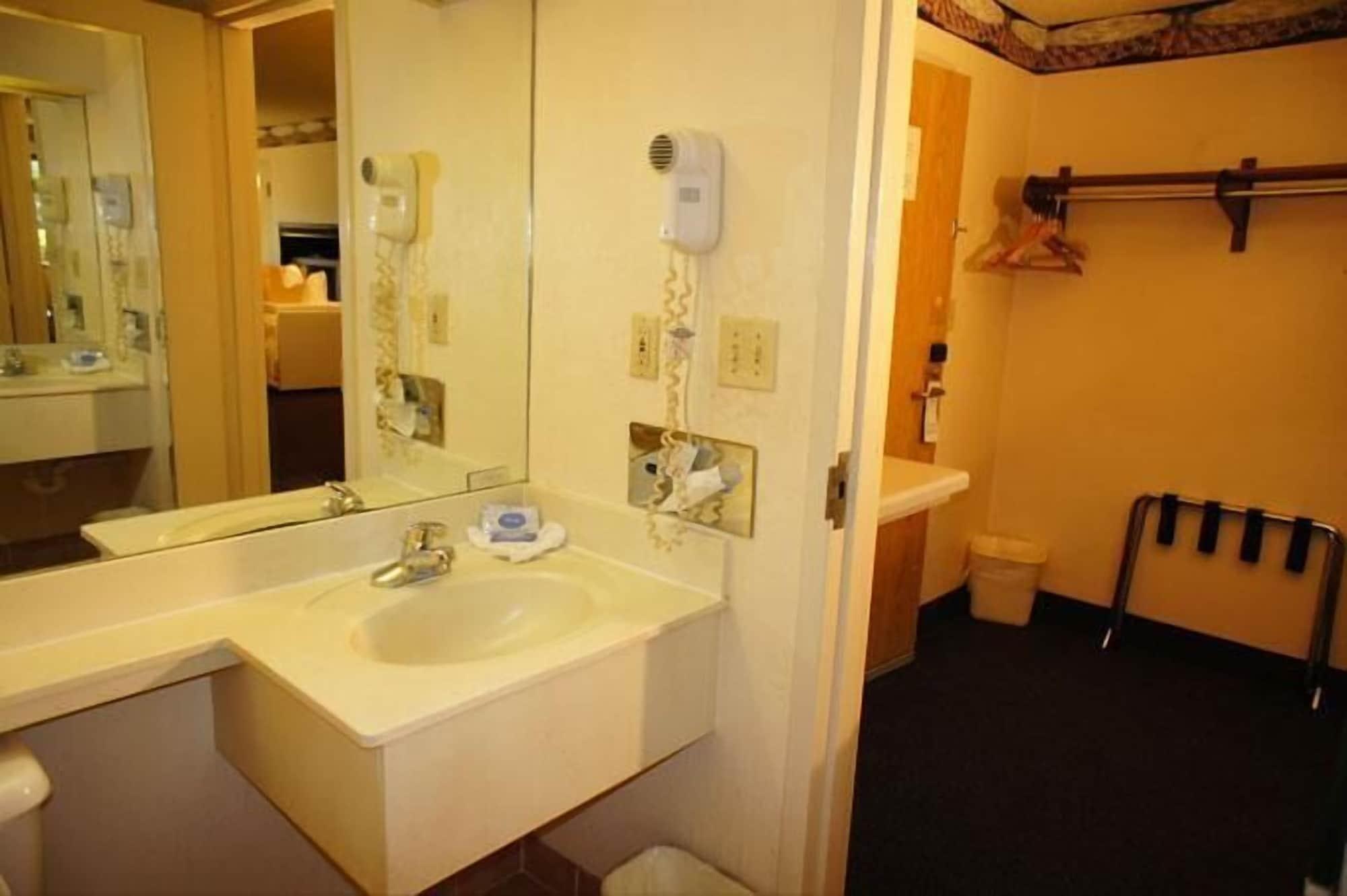 Lincoln Inn Express Hotel And Suites Oklahoma City Zewnętrze zdjęcie