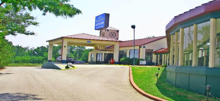 Lincoln Inn Express Hotel And Suites Oklahoma City Zewnętrze zdjęcie
